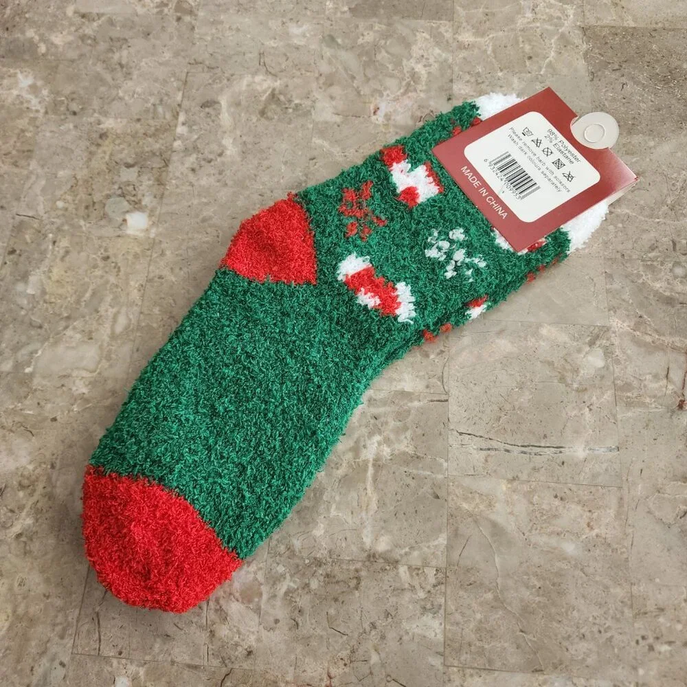 Women's Colorful Christmas Fluffy Socks (2pk)